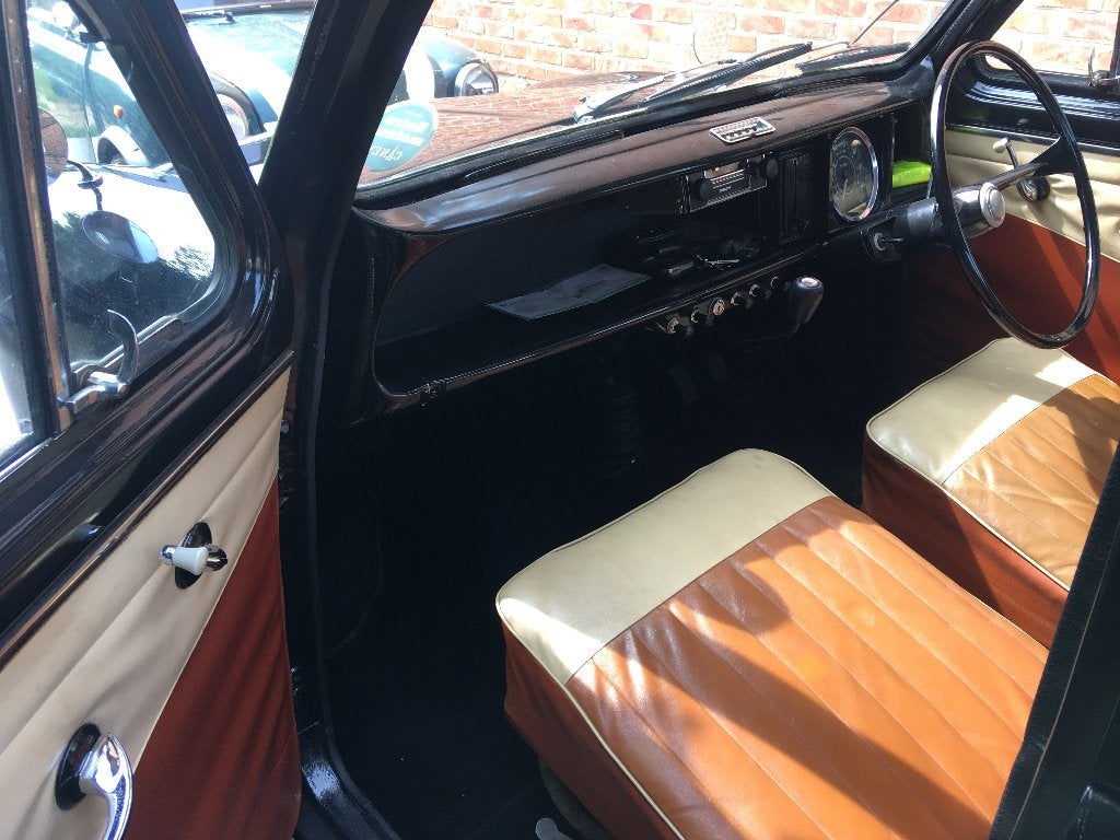 Standard 10, Auto's, Achterwielaandrijving, Overige modellen, Zwart, Bruin