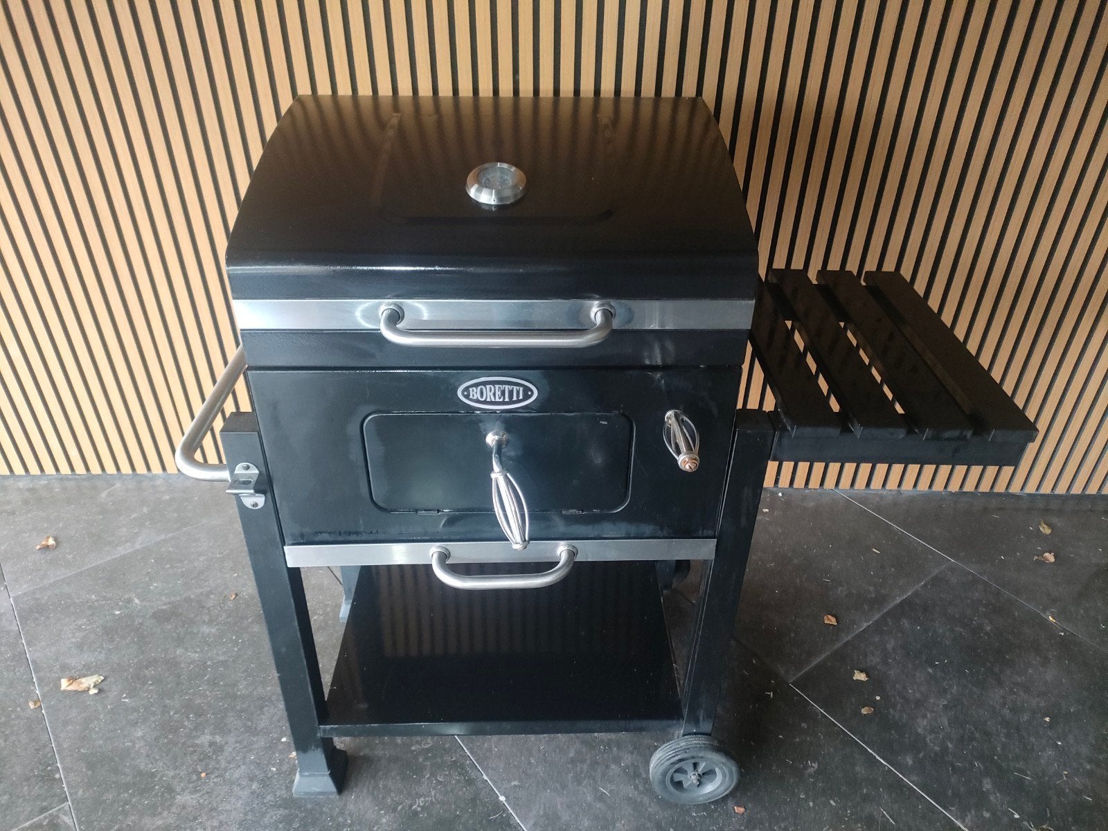 Boretti - Carbone 2.0 Houtskool barbecue, Tuin en Terras, Ophalen, Gebruikt