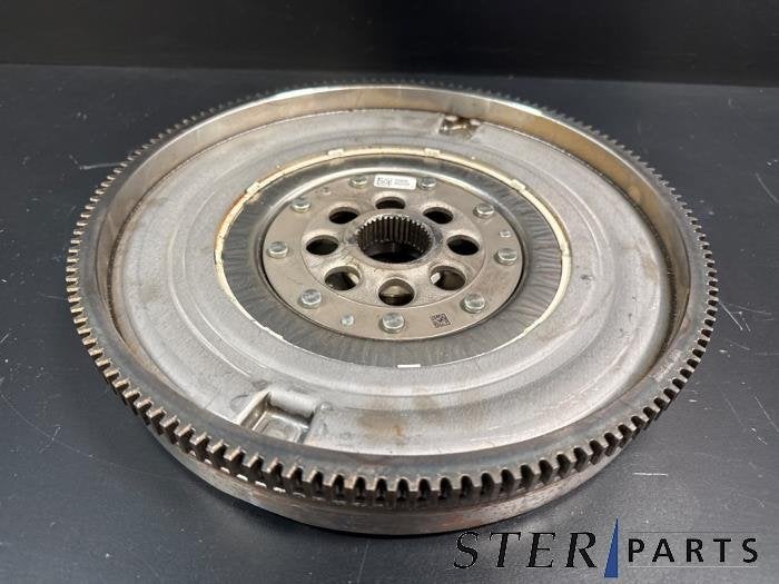 Volant moteur d'un Mercedes A-Klasse, 3 mois de garantie, Utilisé, -, -
