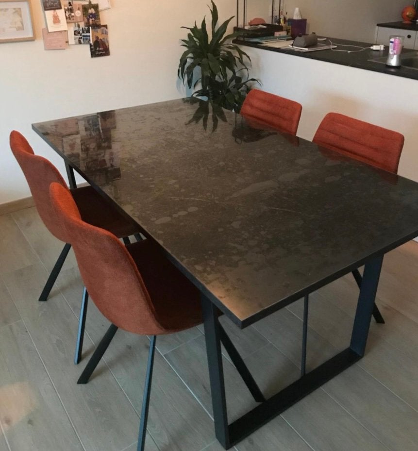 Zwarte eettafel, Ophalen, Zo goed als nieuw