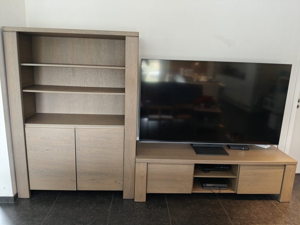 TV-meubelkast, Ophalen