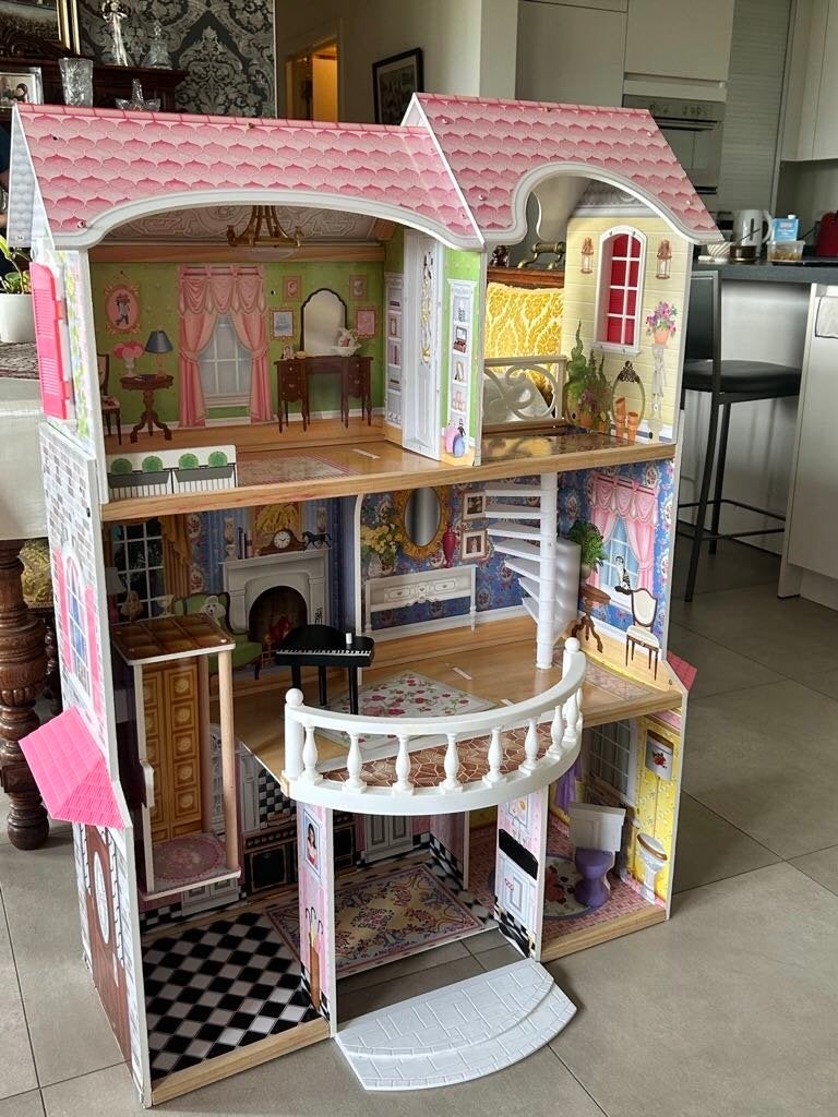 Poppenhuis, Ophalen, Poppenhuis
