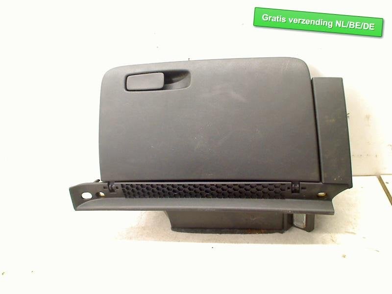 DASHBOARDKASTJE Audi A1 Sportback (8XA / 8XF) (8X1857035B), Info@audi.de, Audi, Audi AG, Gebruikt