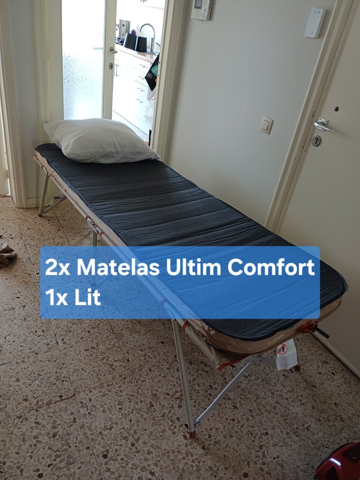 2 x matelas + 1 lit Decathlon, Ophalen, Zo goed als nieuw