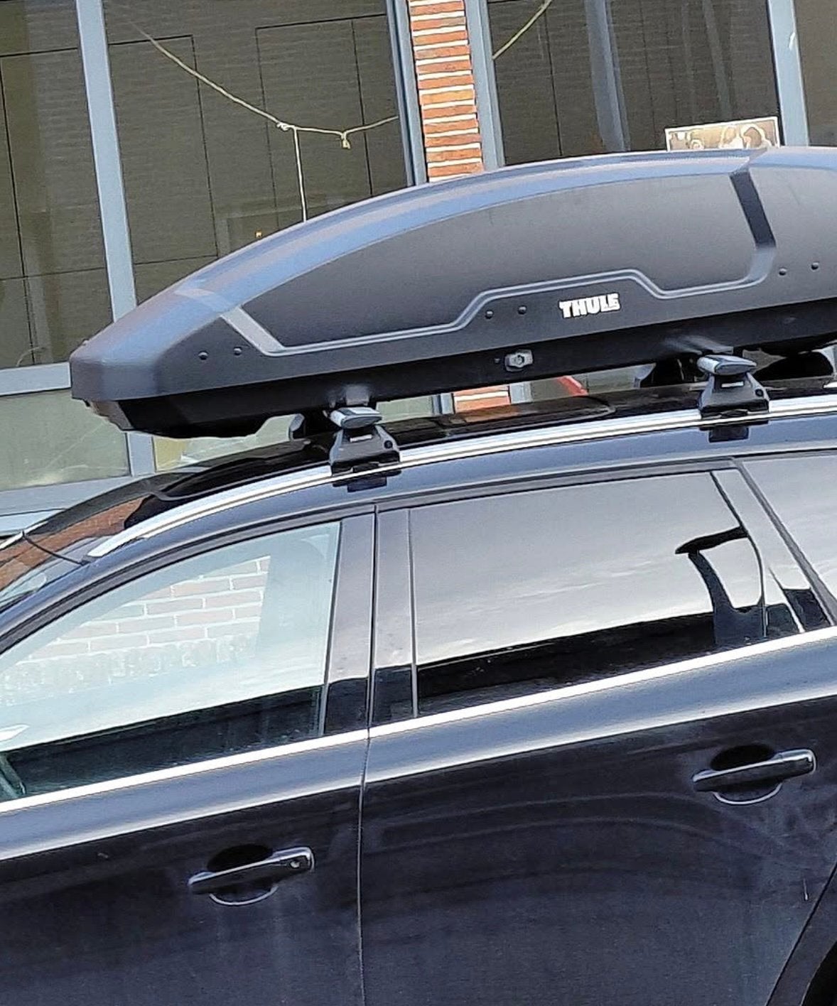 Dakkoffer Thule op dakdragers Volvo XC60, Ophalen, Zo goed als nieuw