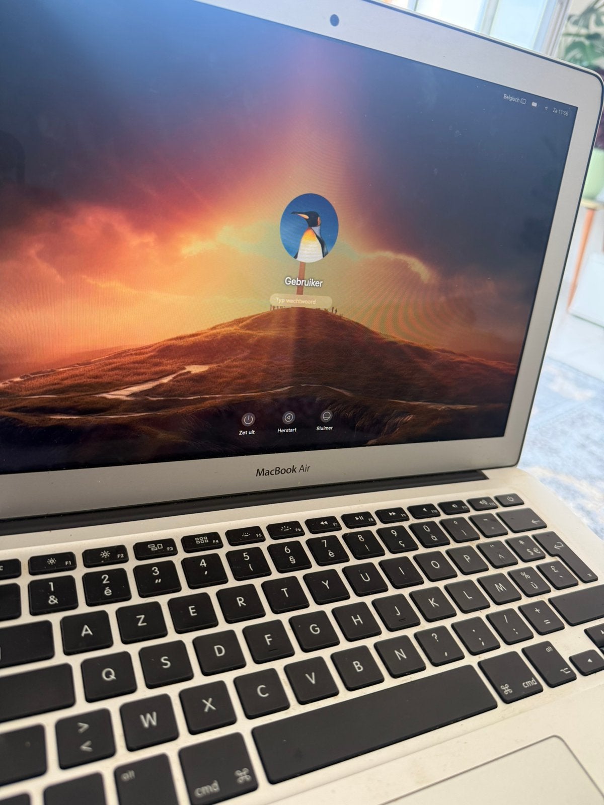 Macbook air, Computers en Software, Chromebooks, Ophalen of Verzenden, Zo goed als nieuw