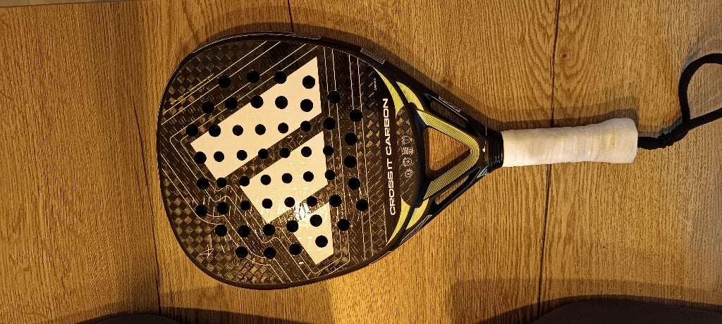 Padel racket Adidas Cross It Carbon 3.5 2026, Sport en Fitness, Ophalen of Verzenden, Zo goed als nieuw, Padelracket