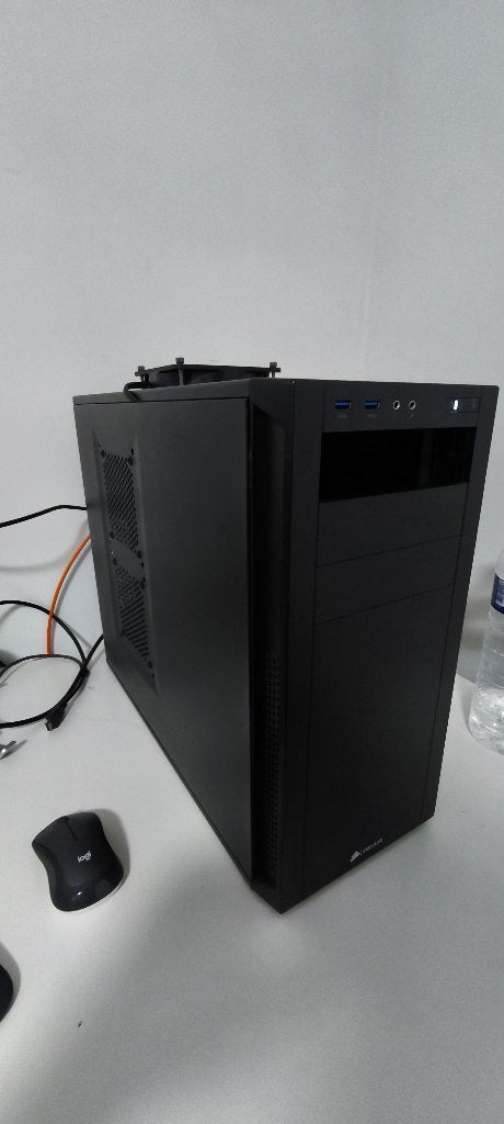 PC  watercooling AIO 20gb DDR4 Samsung nvme 512gb gtx1050Ti, Computers en Software, Ophalen, Refurbished, 512 GB, SSD