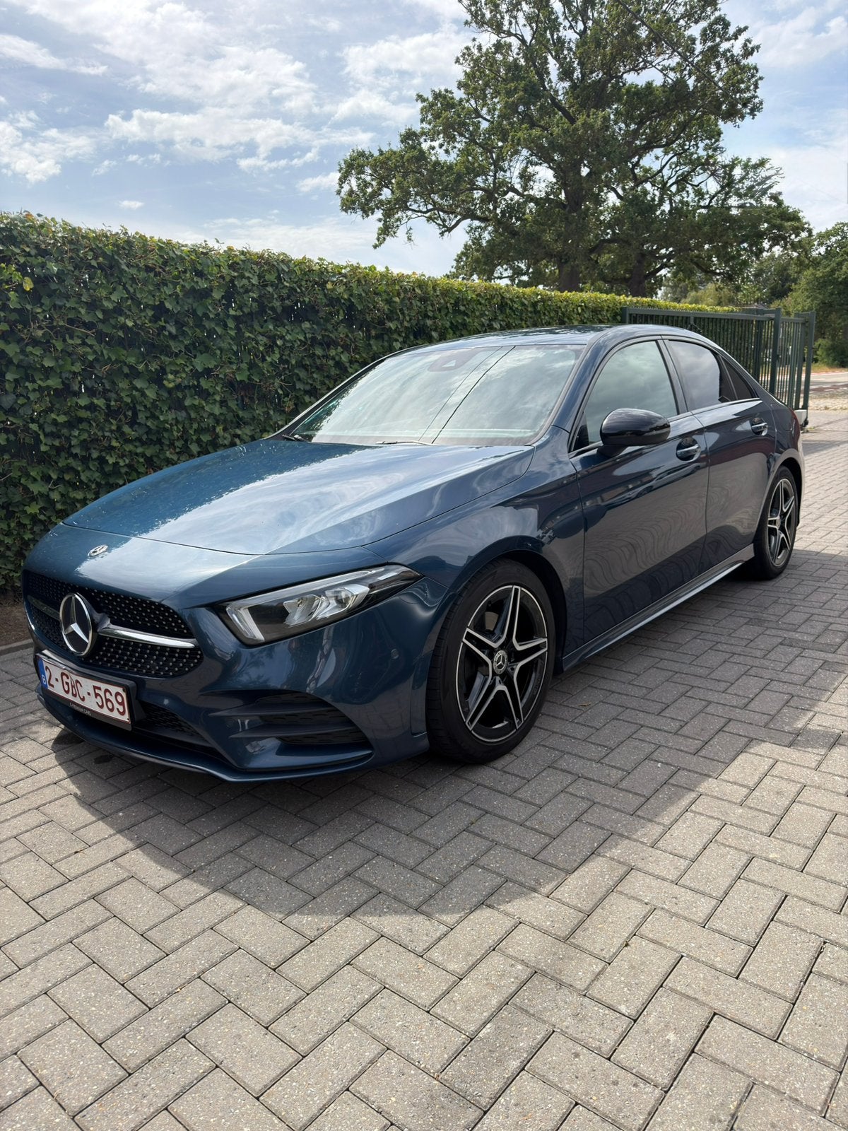 Mercedes-Benz A 180 Sedán 7G-DCT, Auto's, 4 cilinders, Blauw, Berline, Particulier