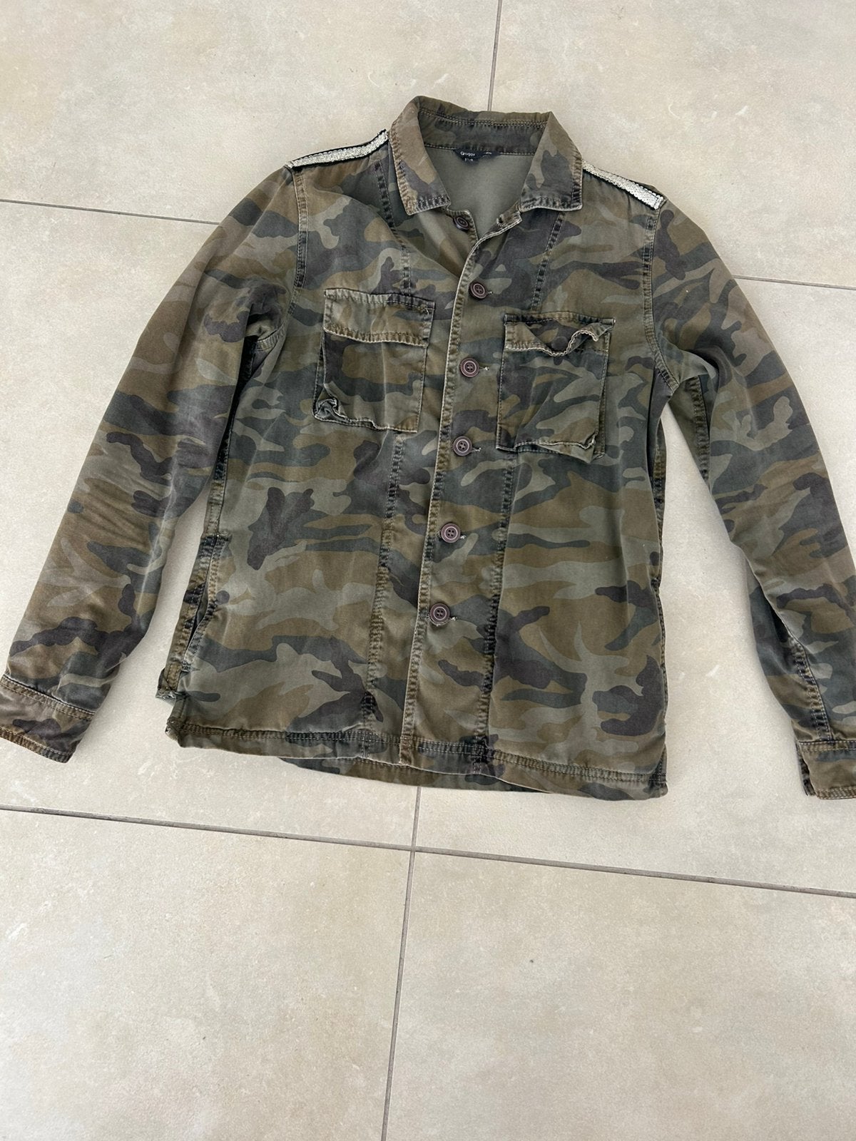 Gilet à imprimé militaire taille S, Enlèvement ou Envoi, Taille 36 (S), Comme neuf, Vert