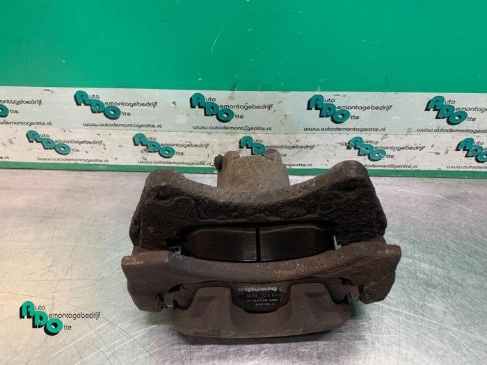 Etrier de frein (pince) avant gauche d'un Dodge Caliber, Autos : Pièces & Accessoires, -, 3 mois de garantie, Utilisé, Dodge