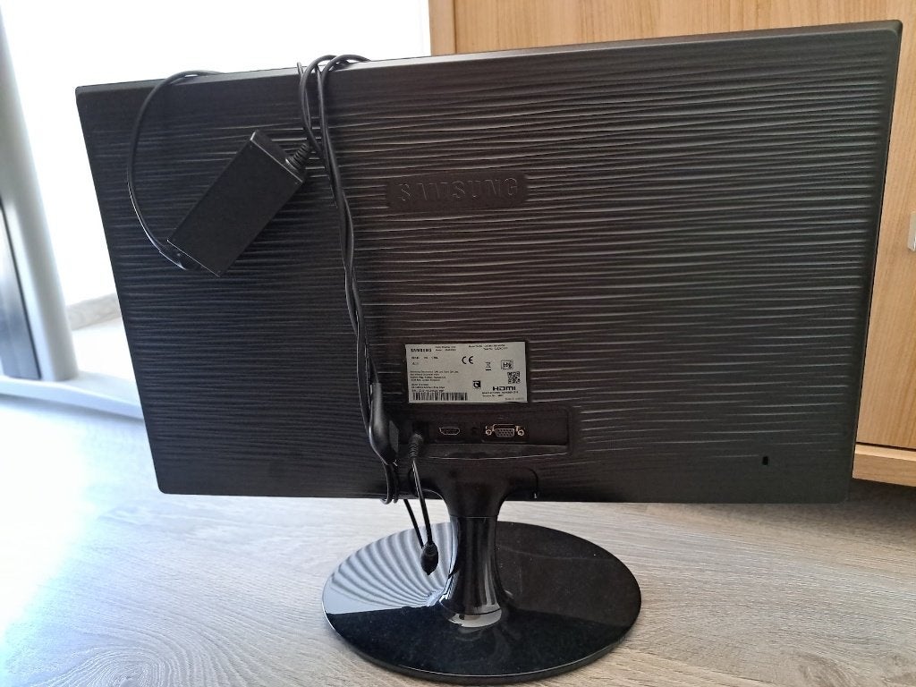 Moniteur Samsung, Autres types, HDMI, 61 à 100 Hz, Full HD