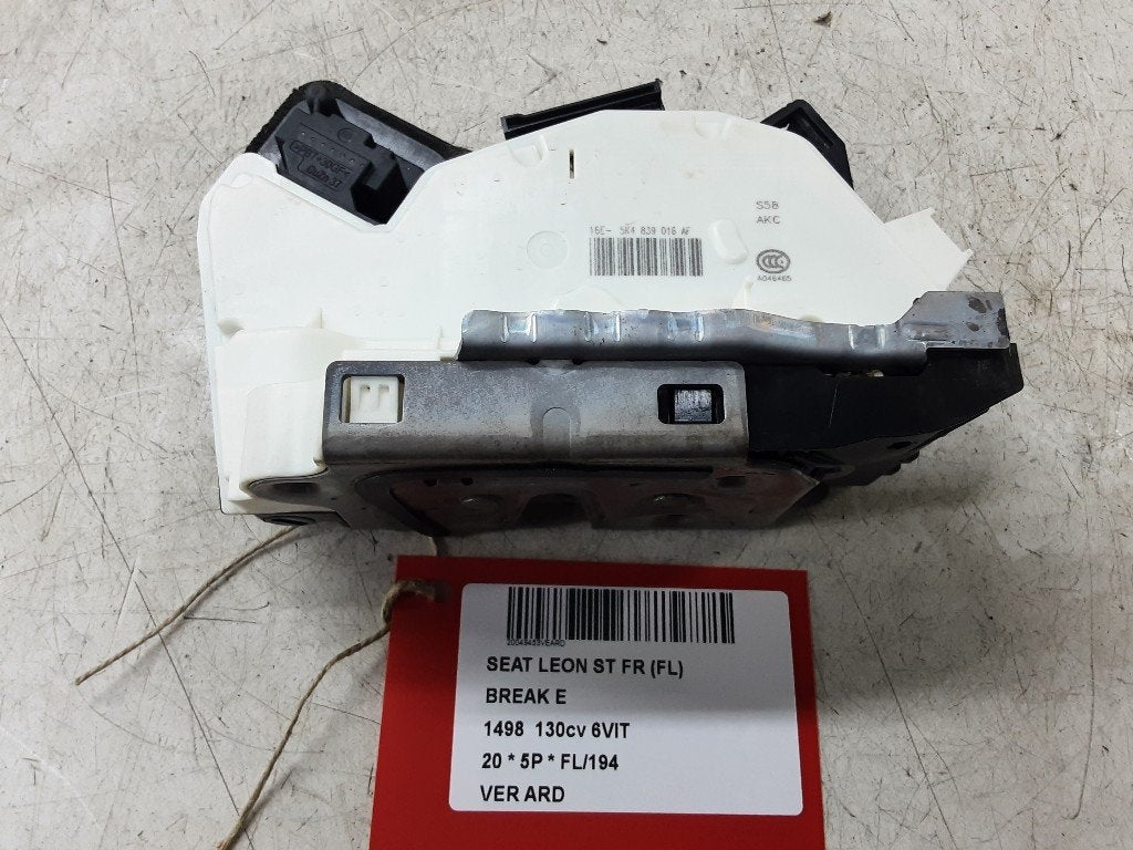 SERRURE DE PORTE ARRIÈRE DROITE Seat Leon ST (5FF), Autos : Pièces & Accessoires, Mevr. I. Hauben, Utilisé, Arrière, Rue de l'Espoir 34 34
4030  GRIVEGNÉE, BE