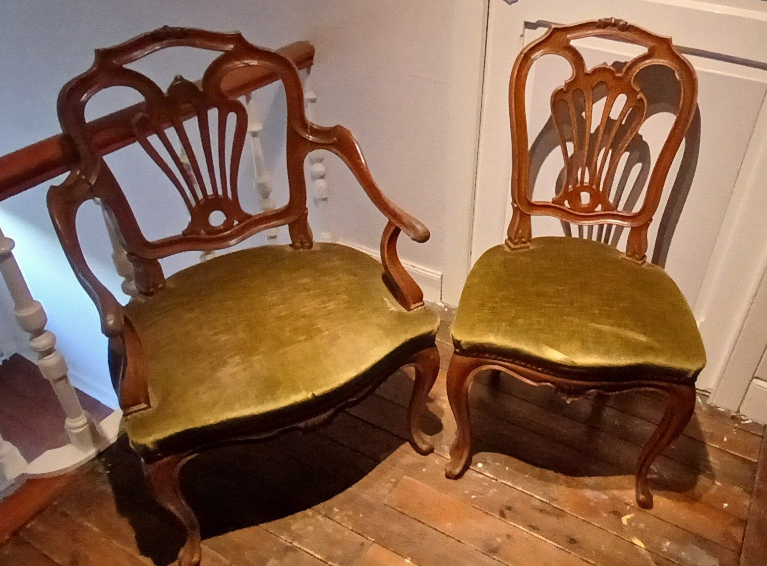 Enselble de chaises louis XV, Enlèvement
