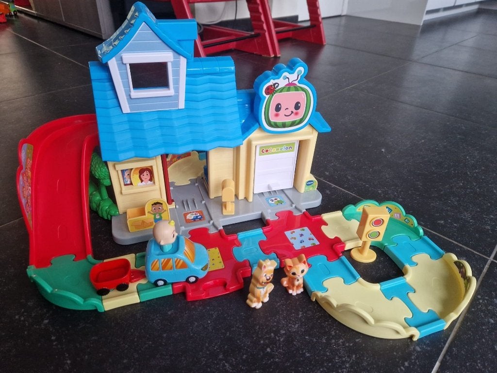VTech Toet Toet Auto's CoComelon Familiehuis, Ophalen, Zo goed als nieuw, 6 maanden tot 2 jaar