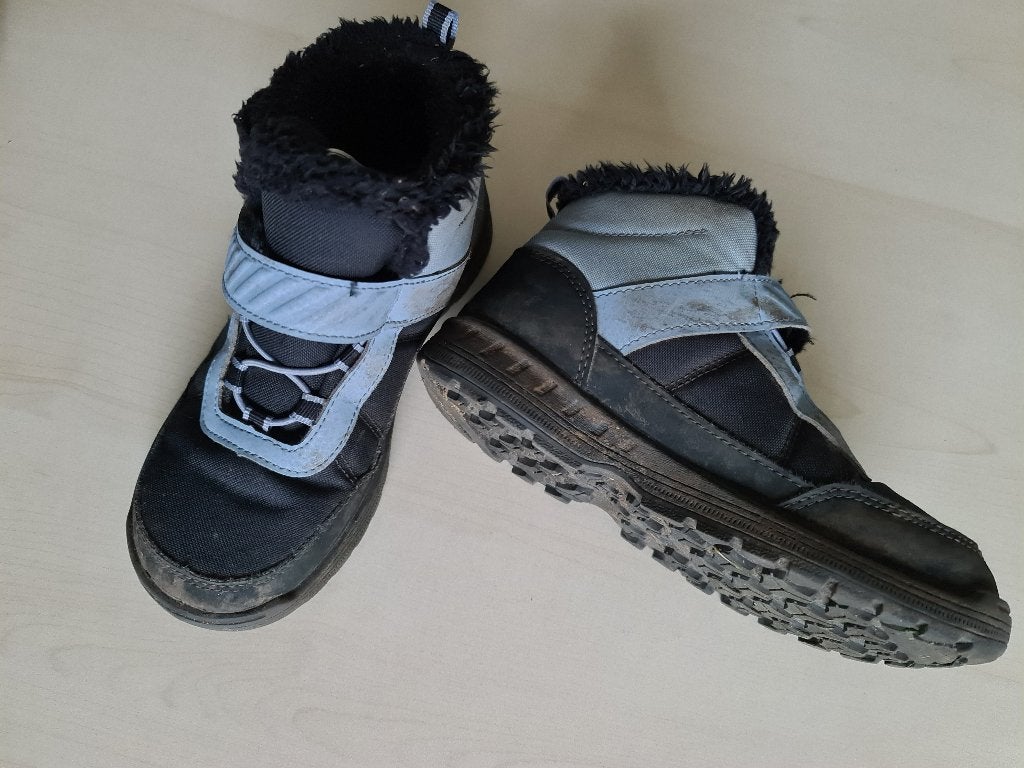 warme wandelschoenen, bergschoenen, après ski, 31, Kinderen en Baby's, Kinderkleding | Schoenen en Sokken, Ophalen, Zo goed als nieuw