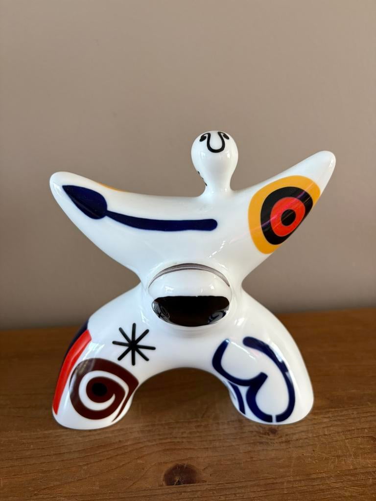 Porseleinen sculptuur eerbetoon aan Miro, Verzamelen, Ophalen, Zo goed als nieuw