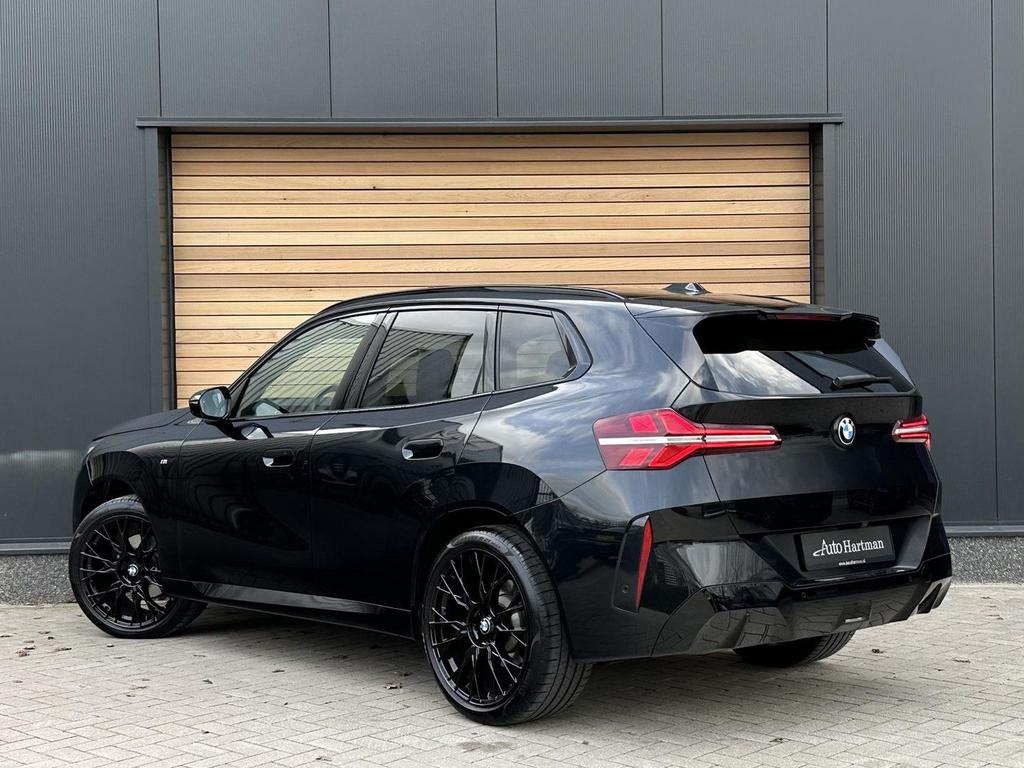 BMW X3 20 xDrive M-Sport PANO|ACC|LEDER|TREKHAAK|360CAM, Automaat, Zwart, Zwart, Bedrijf