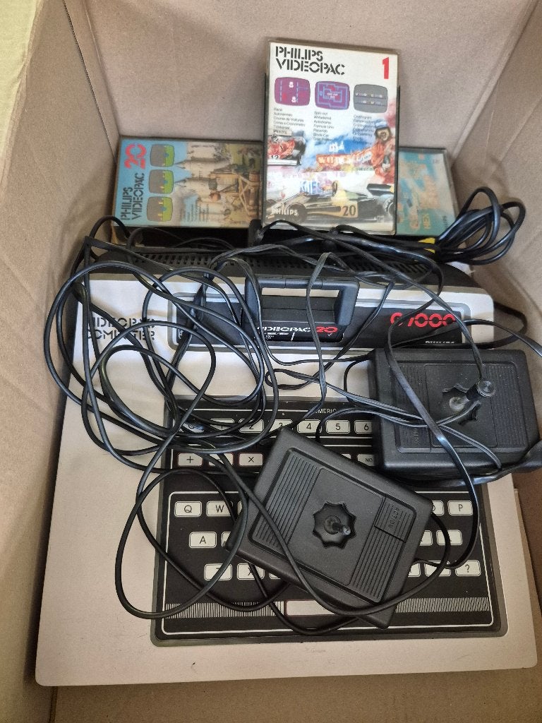 Videopac G7000 + 4 spelletjes, Computers en Software, Ophalen