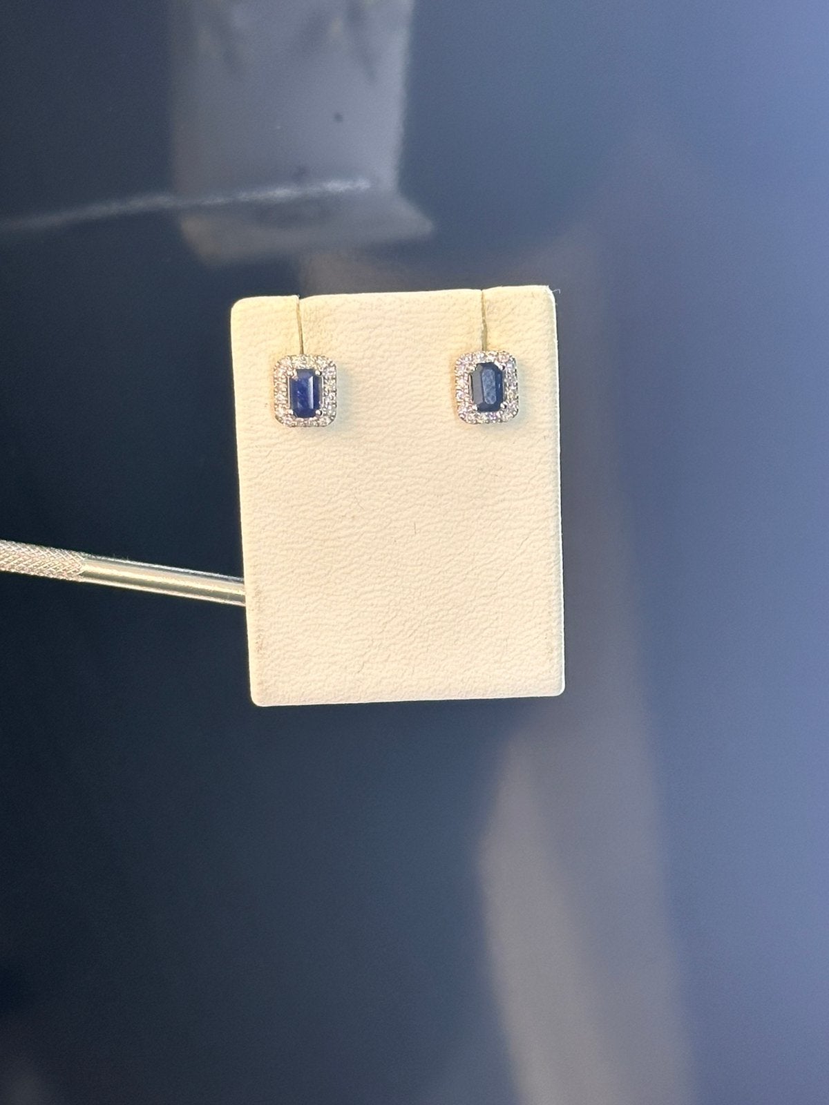 18k goud diamanten/saffier oorbellen, Handtassen en Accessoires, Ophalen, Zo goed als nieuw, Goud