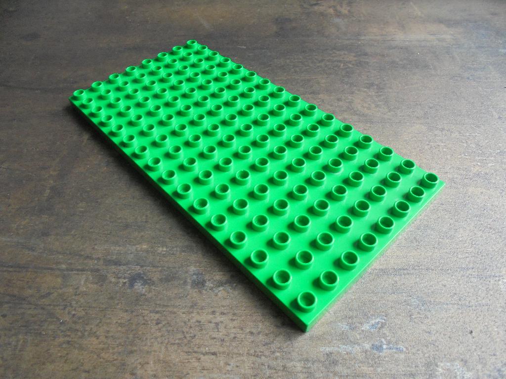 Lego Duplo Baseplate 8x16 (zie foto's), Kinderen en Baby's, Speelgoed | Duplo en Lego, Verzenden, Gebruikt, Losse stenen, Duplo