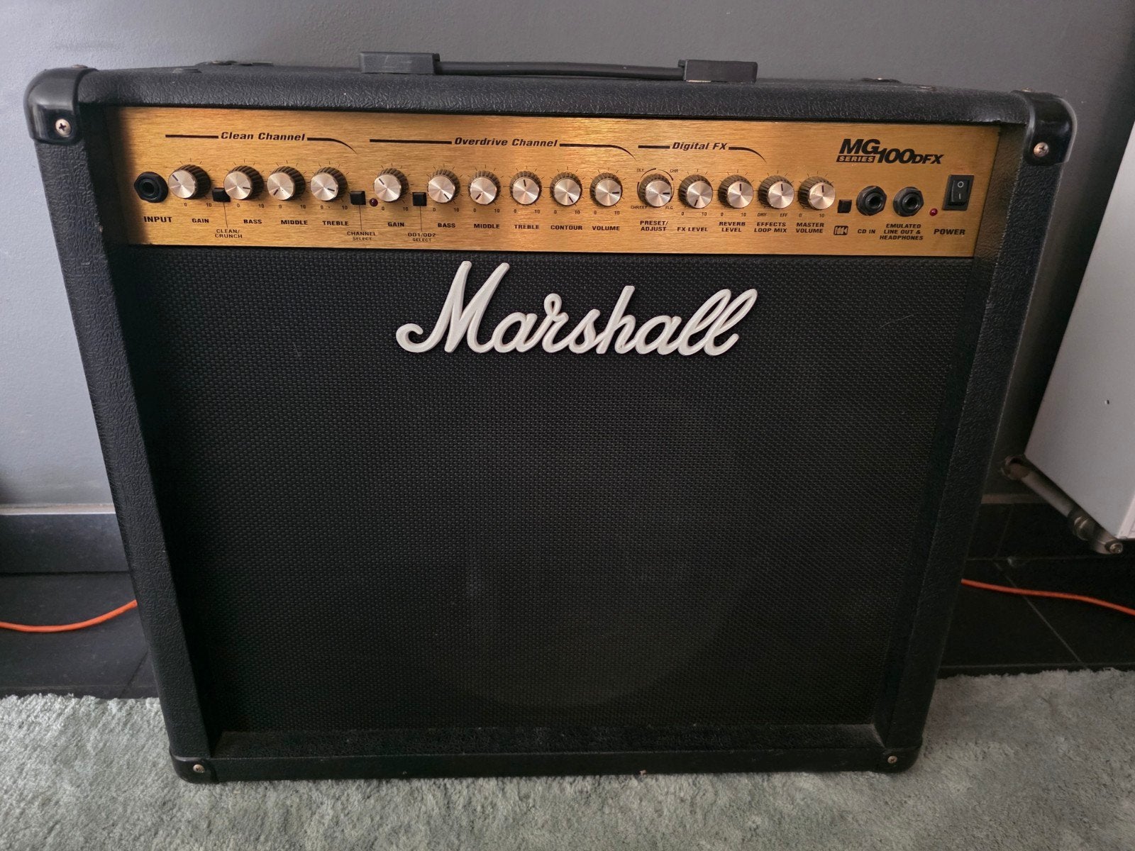 Versterker Marshall MG series 100dfx, Ophalen