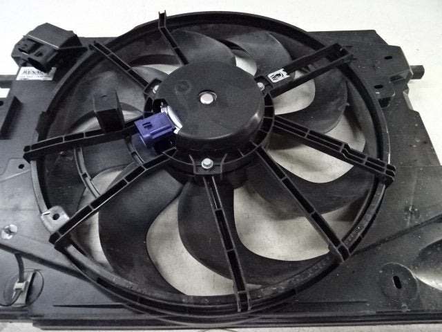 VENTILATEUR RADIATEUR MOTEUR Renault Captur (2R) (01-2013/-), Utilisé, Renault