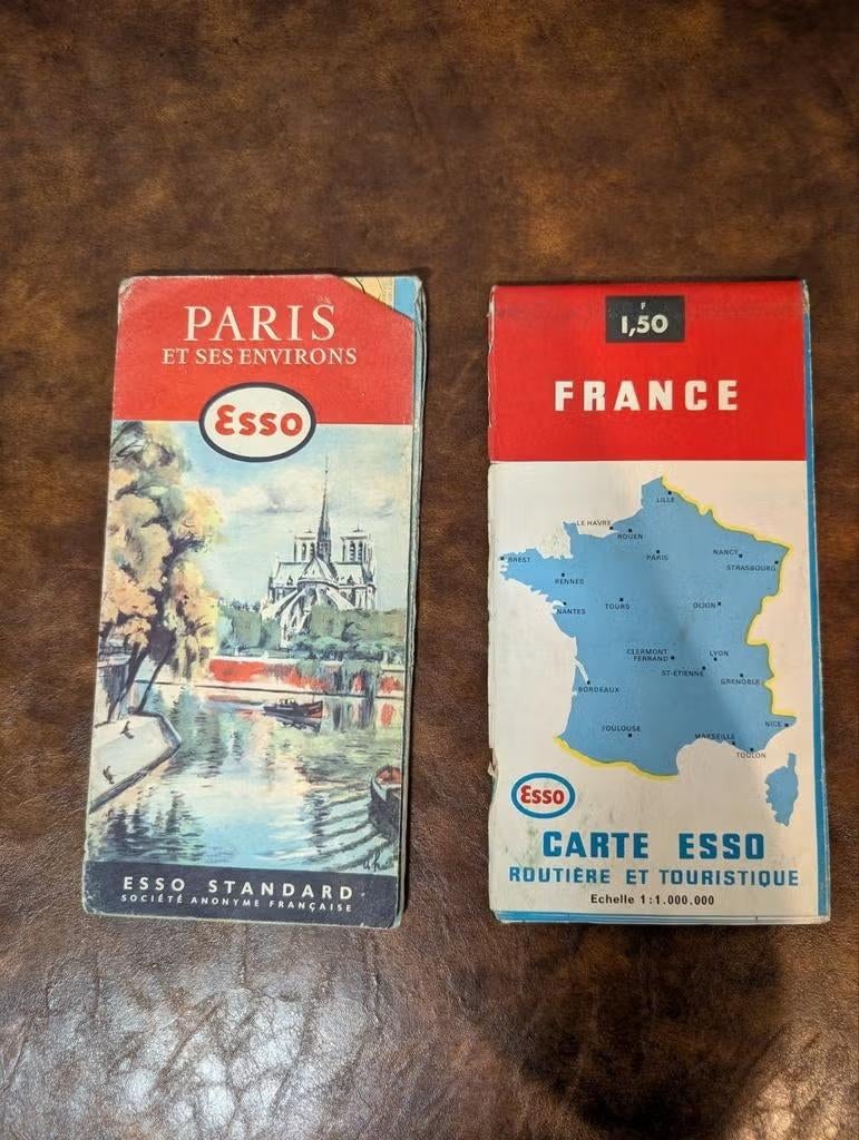 Deux anciennes cartes routières ESSO France, Enlèvement ou Envoi, Comme neuf