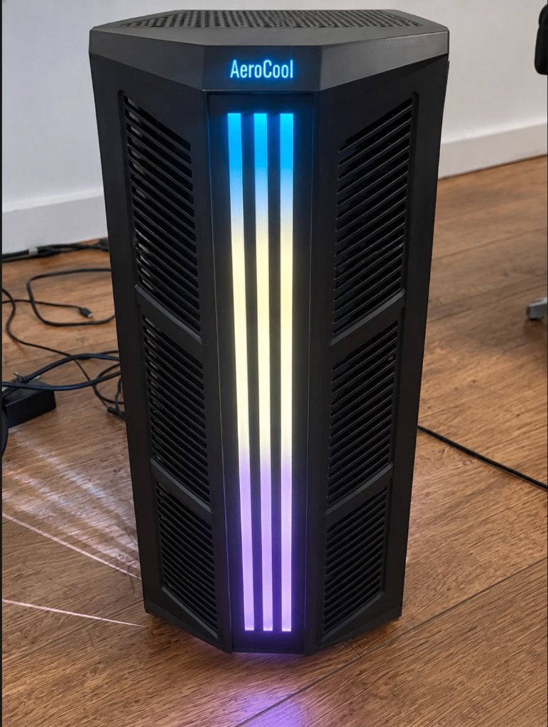 pc te koop met toestenbord en muis, Computers en Software, Desktop Pc's, Ophalen, AMD Ryzen 7, Gaming, 500 GB