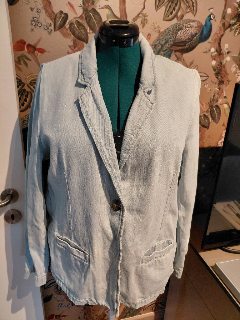 four roses prachtige jeansvest m44, Ophalen, Zo goed als nieuw, Maat 42/44 (L)