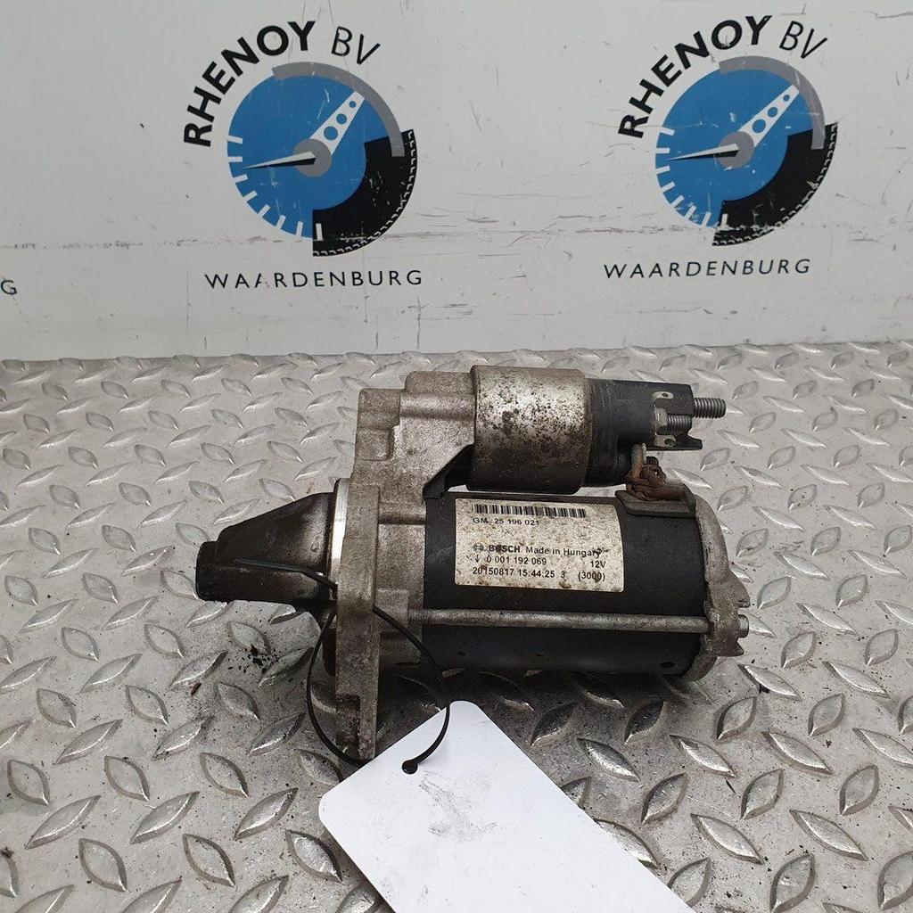 OPEL CORSA STARTMOTOR 2017, Auto-onderdelen, Ophalen of Verzenden, Gebruikt, Stiba lid