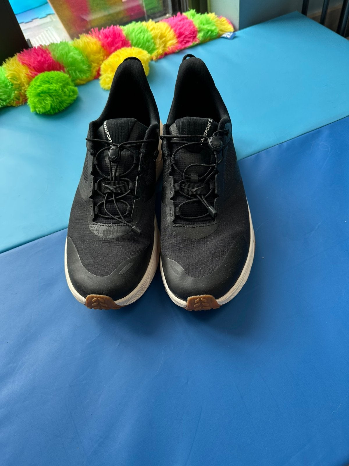Hoka transporter 2, Sport en Fitness, Loopsport en Atletiek, Ophalen, Zo goed als nieuw