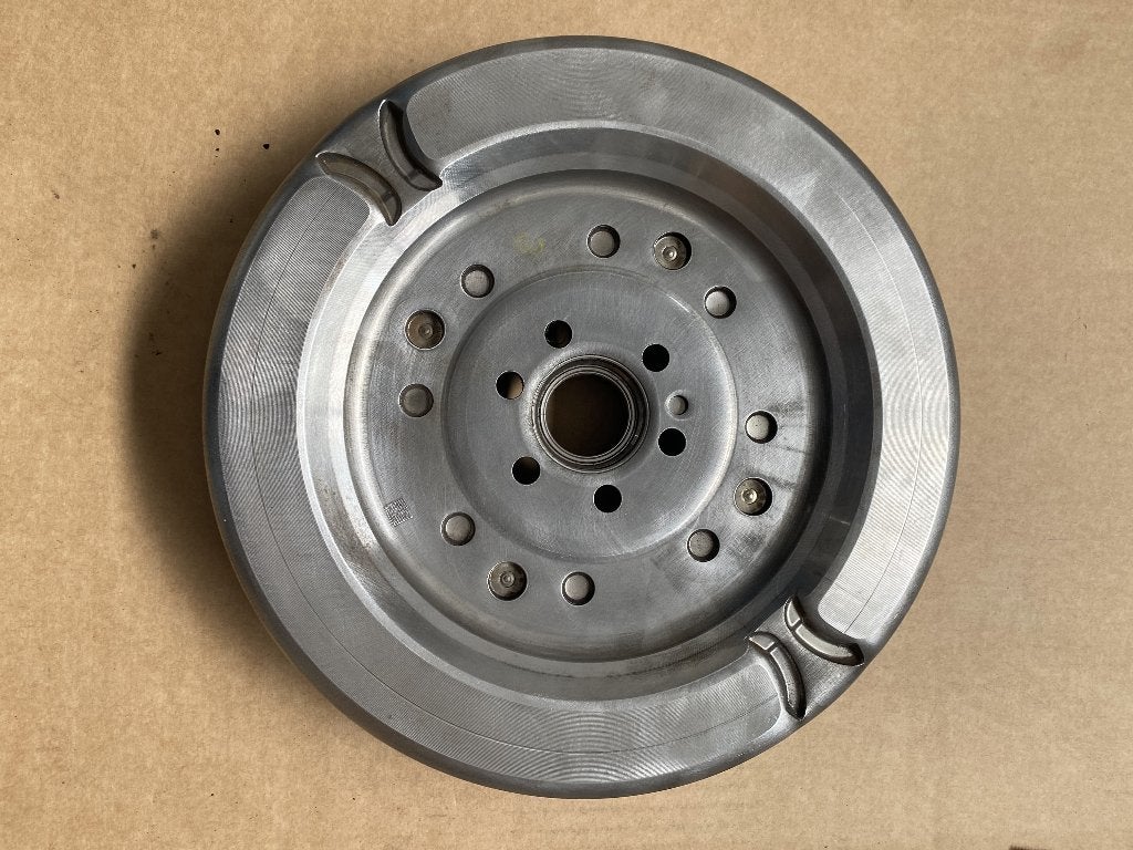 Volant Bi Masse VW ,Audi, Skoda, Seat Ref. OEM 05E 105 266B, Enlèvement, Seat