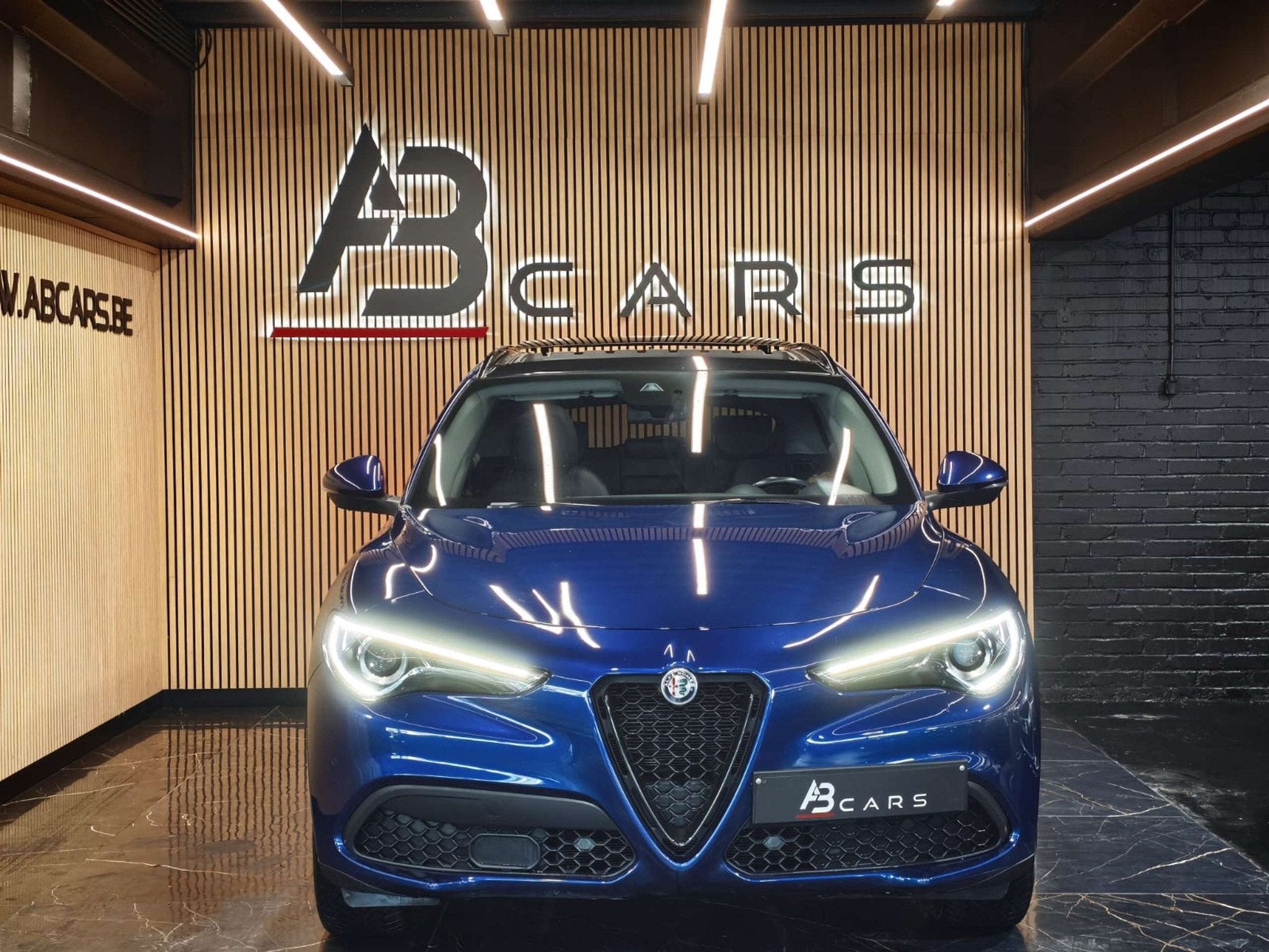 Alfa Romeo Stelvio 2.2MJD SPRINT * GARANTIE 12 MOIS *, Auto's, Alfa Romeo, Automaat, Euro 6, 4 cilinders, Blauw