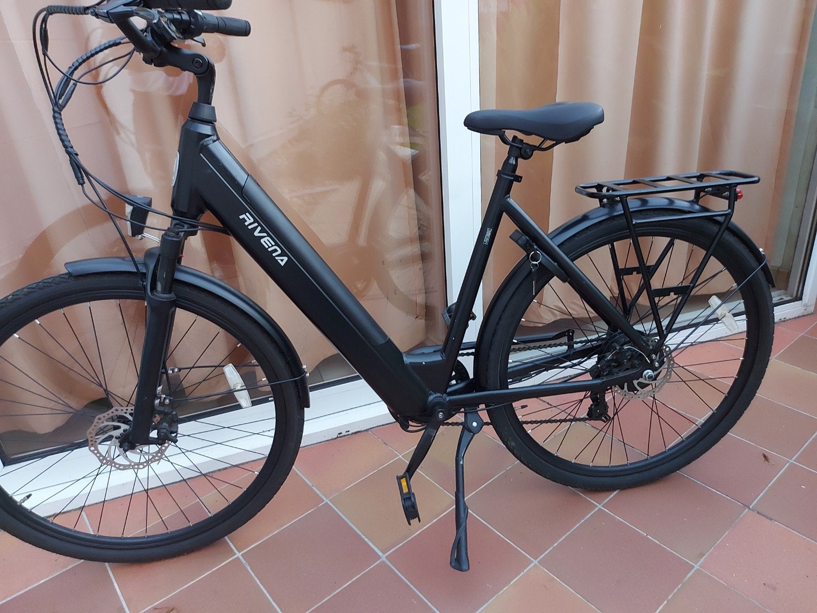 elektriche fiets met achterwiel motor als gloedenieuw, Fietsen en Brommers, Elektrische fietsen, Ophalen of Verzenden