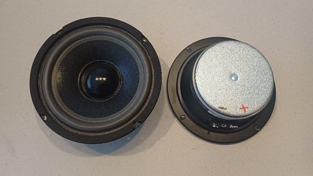 2 x Grs milieu de gamme 5 1/4" - 8 ohms - 91 dB - 100/200 wa, TV, Hi-fi & Vidéo, Enceintes, Autres marques, Enlèvement ou Envoi
