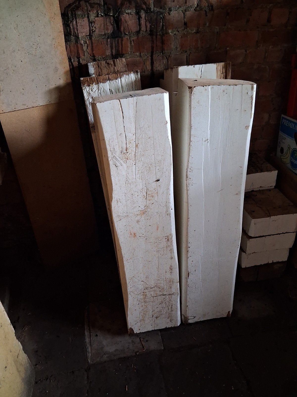 gratis 2 eiken balken 1m hoog, Doe-het-zelf en Bouw, Hout en Planken, Ophalen, Eiken