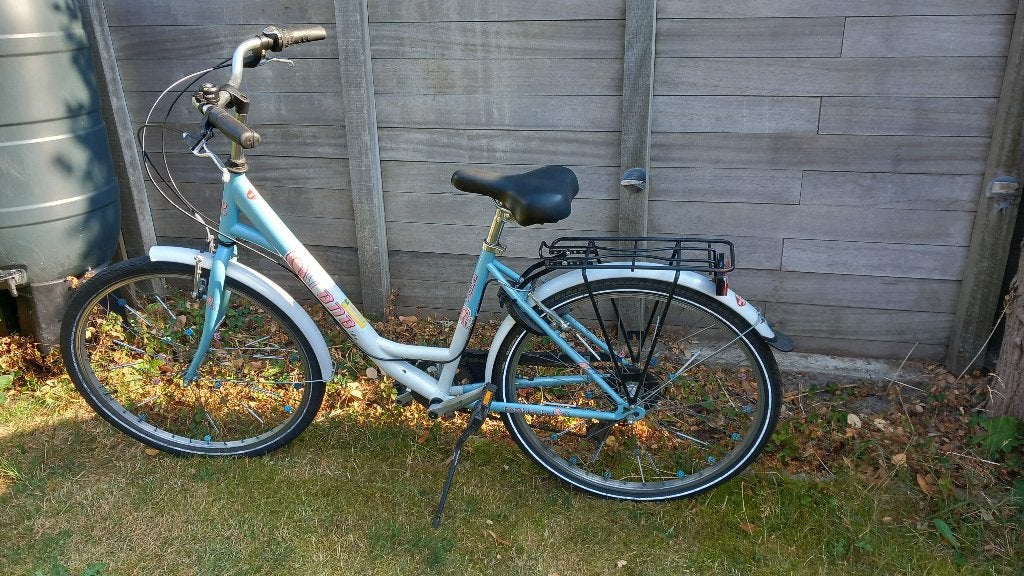 BNB meisjesfiets 26 inch, Fietsen en Brommers, Fietsen | Meisjes, Gebruikt, Velgrem, BNB Bike, Handrem