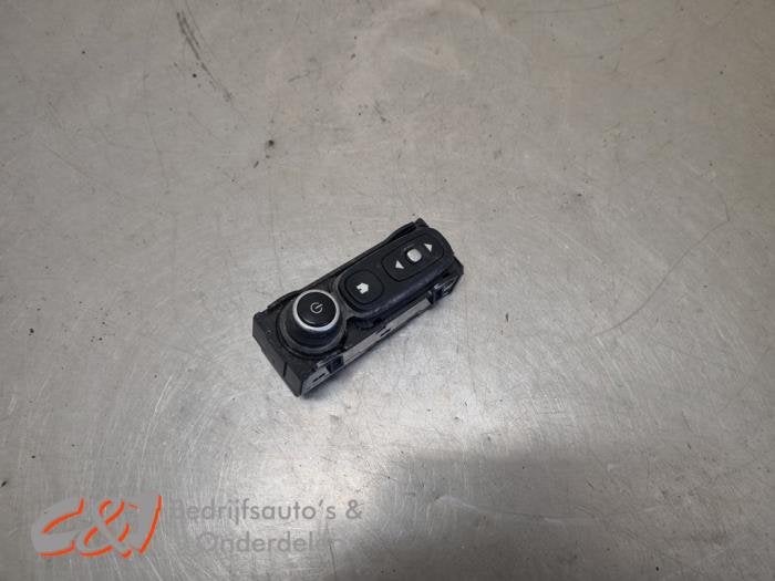 Regelunit Multi Media van een Renault Trafic, Auto-onderdelen, Gebruikt, -, Renault, -