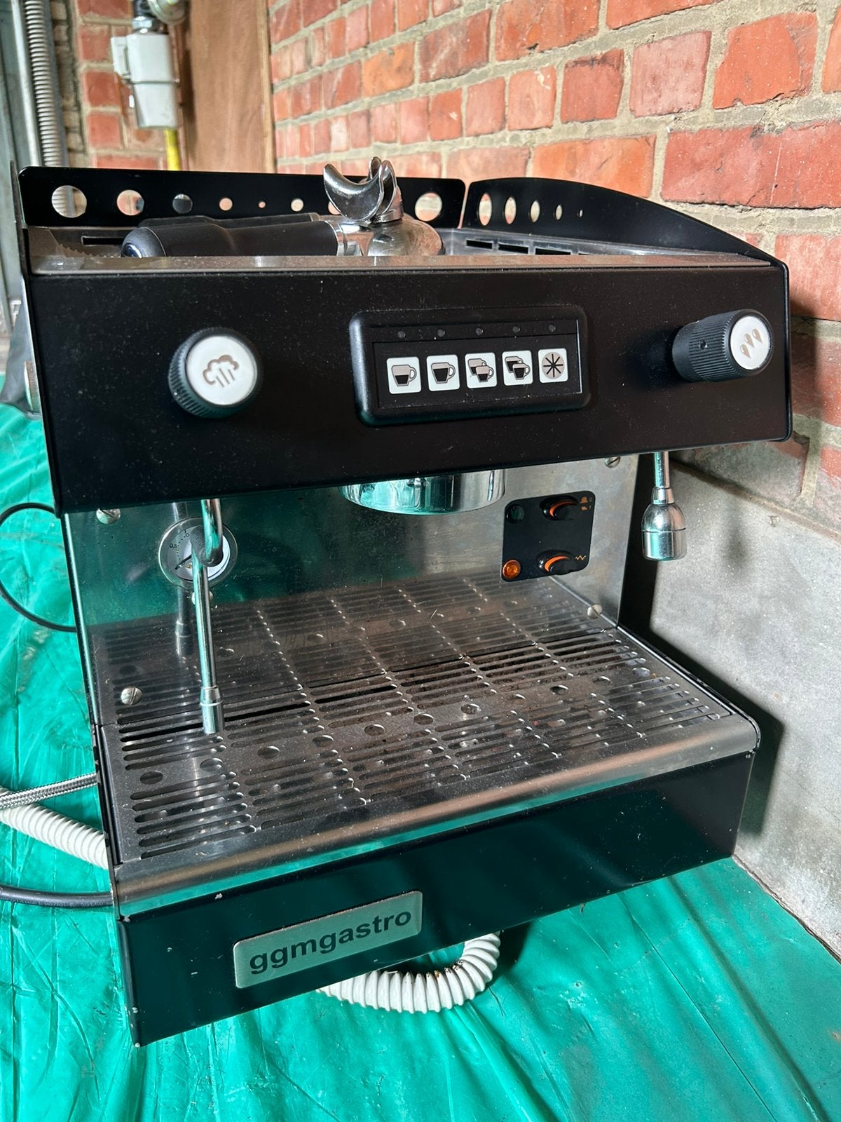 GGMGASTRO cafe machine, Electroménager, Cafetières, Enlèvement, Comme neuf, Cafetière