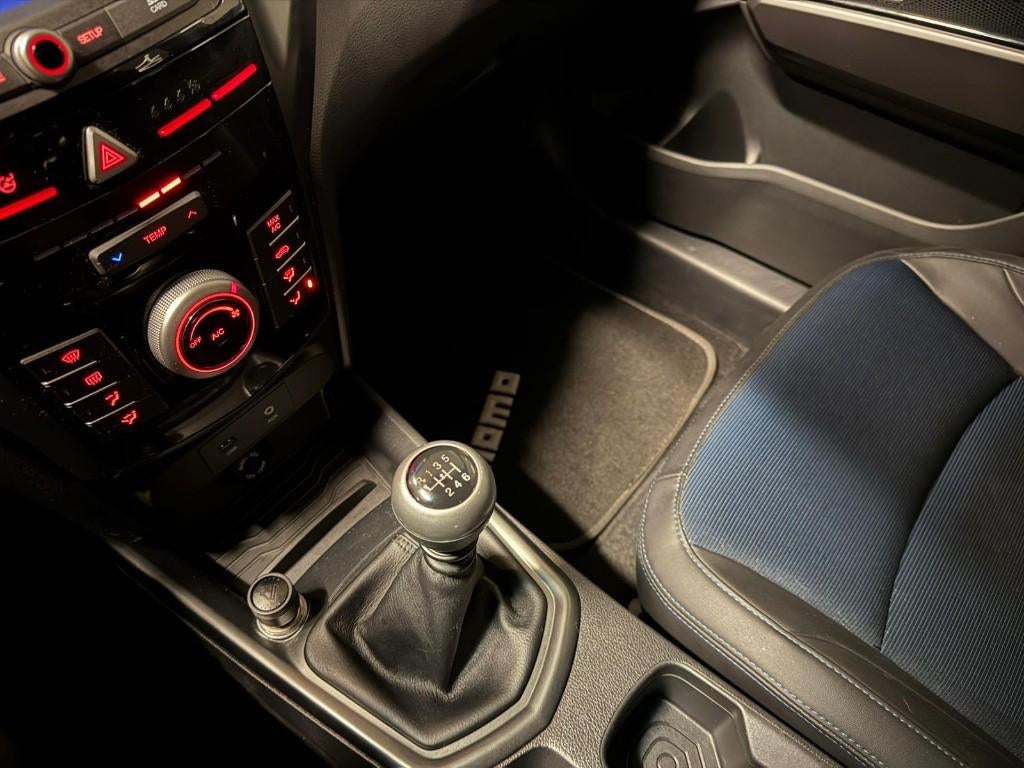 SsangYong XLV 1.6i Benzine 94kW Euro 6c, Auto's, Euro 6, XLV, Leder, Bedrijf
