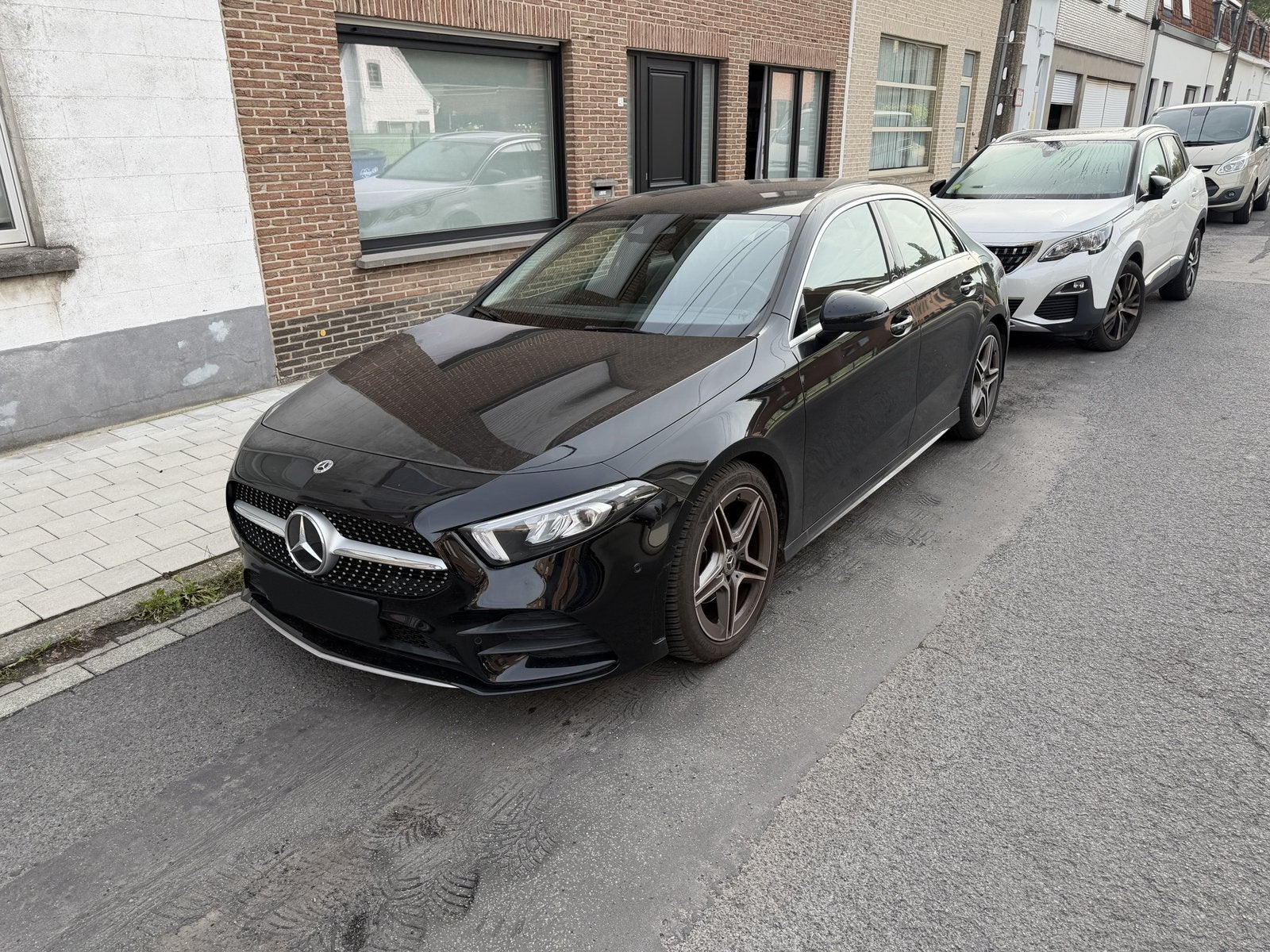 Boîte manuelle à essence Mercedes A180 AMG line, Autos, 100 kW, Classe A, Achat, Caméra de recul