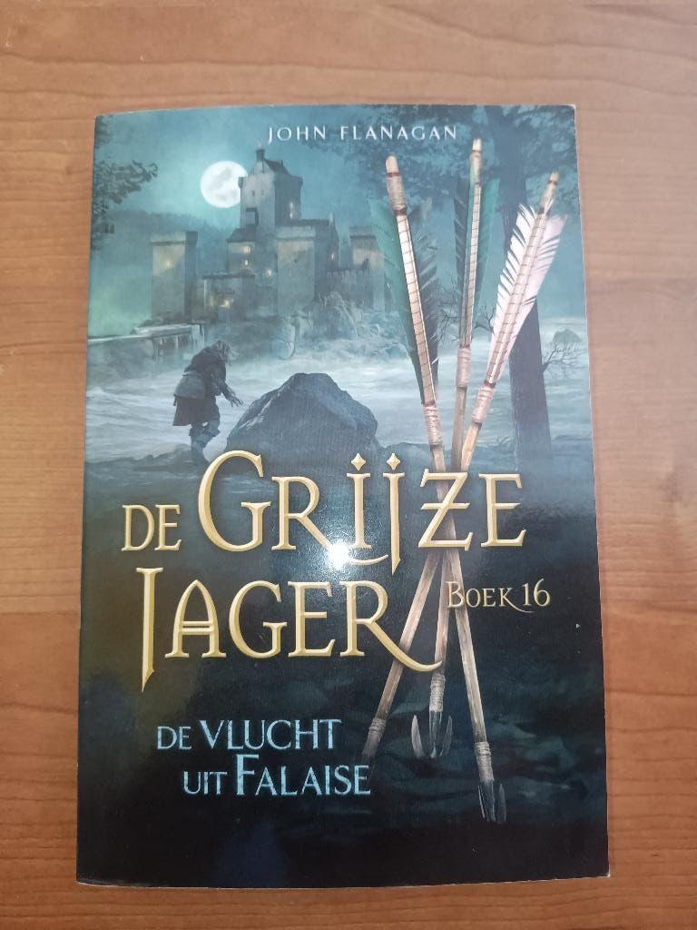 De grijze jager deel 16: De vlucht uit Falaise, Boeken, John Flanagan, Fictie, Ophalen, Gelezen