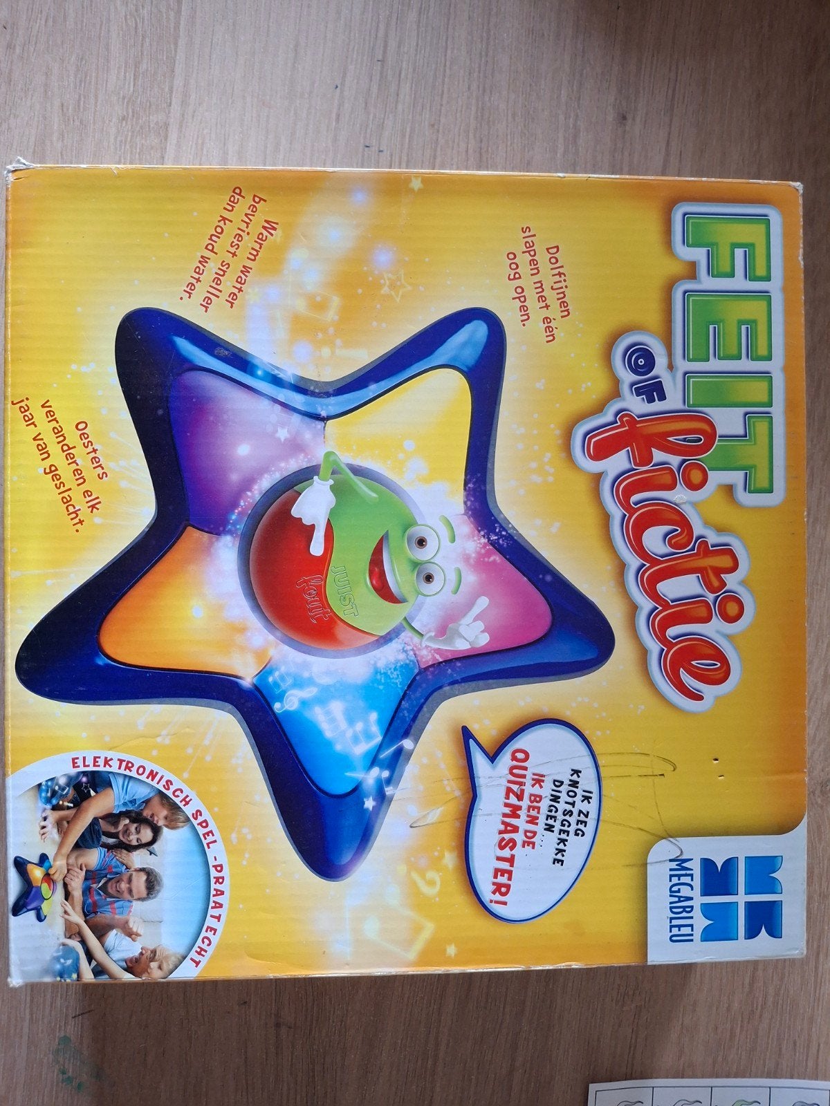 feit of fictie, Enlèvement ou Envoi, Comme neuf, Megableu