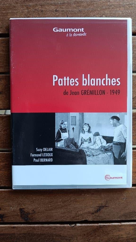 )))  Pattes Blanches  //  Drame   (((, Enlèvement ou Envoi, Tous les âges, Français, Comme neuf