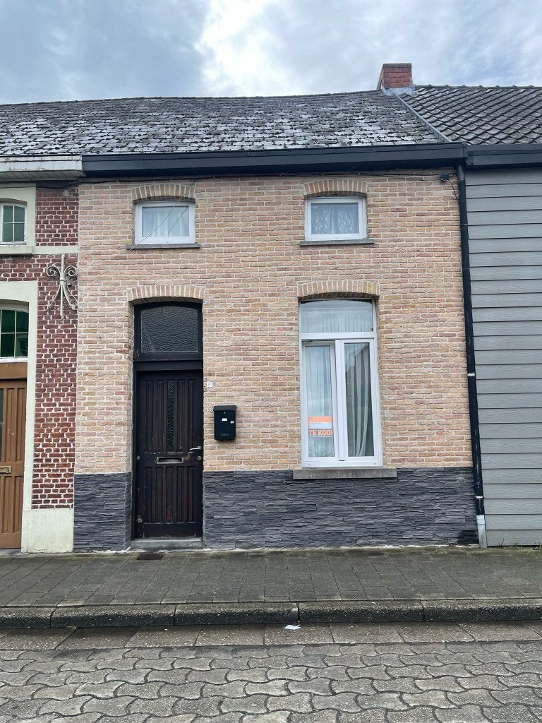 Huis Te Koop ZELE  Kapellestraat 51  (prijs bespreekbaar), Immo, Provincie Oost-Vlaanderen, 115 m², 2 kamers, Tussenwoning