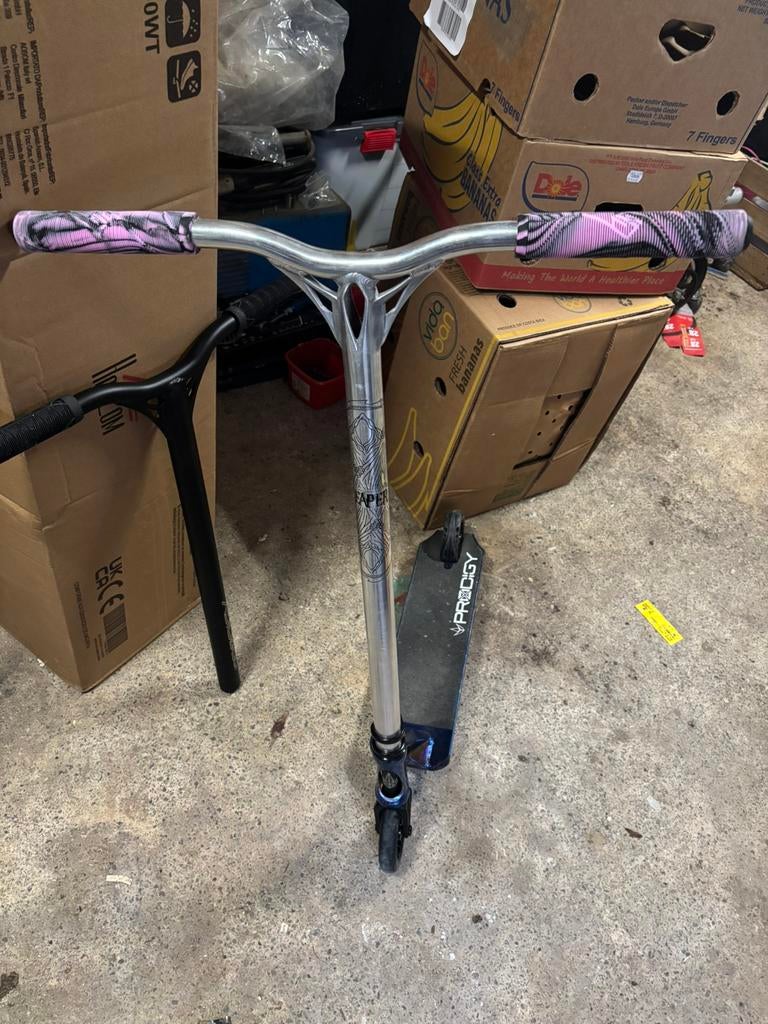 Stunt step / stunt scooter, Ophalen of Verzenden, Zo goed als nieuw