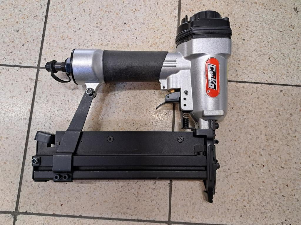 Agrafeuse-Cloueuse pneumatique Criko, Enlèvement ou Envoi