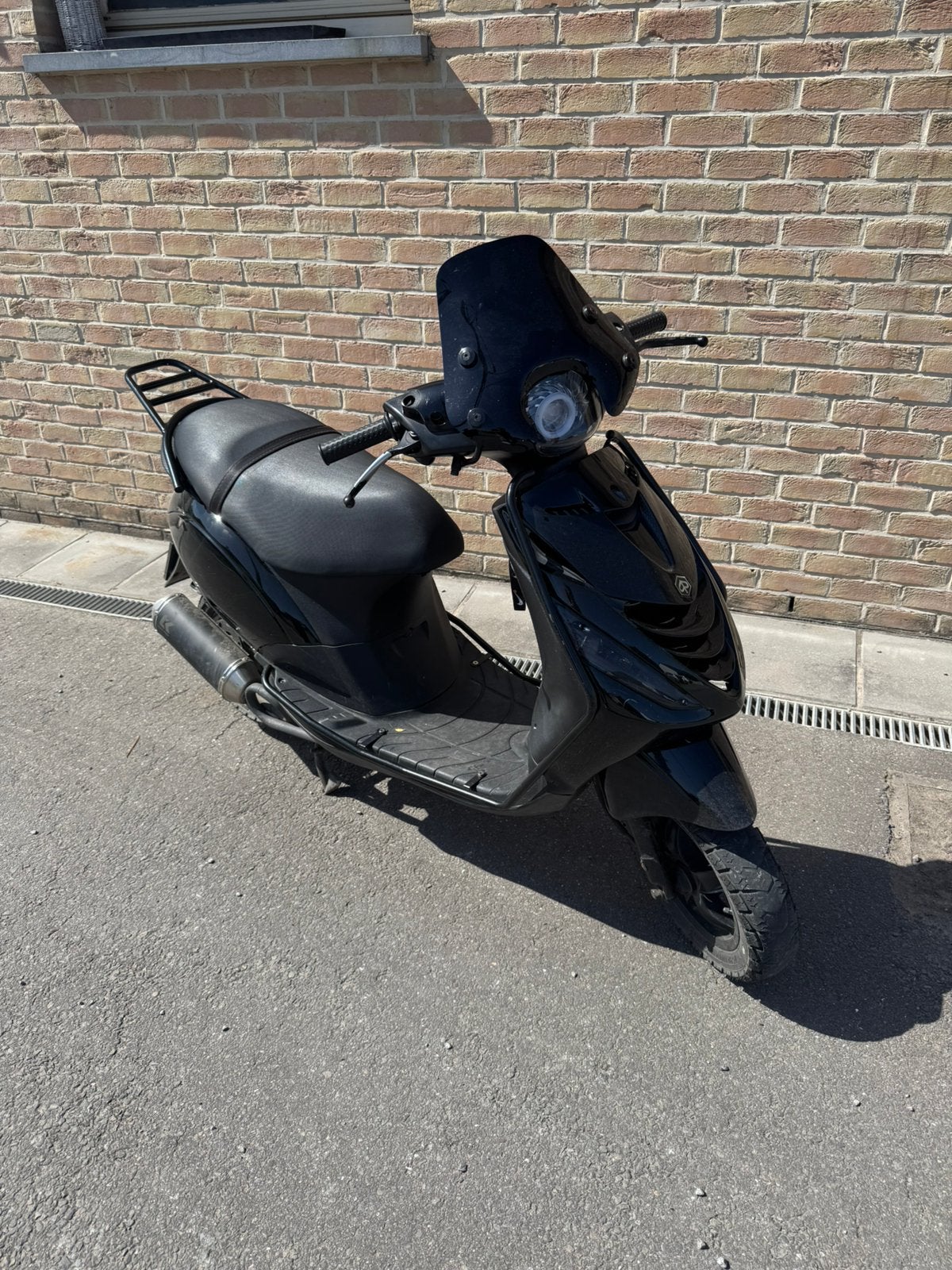Zip a klasse, Ophalen, Zo goed als nieuw, Zip