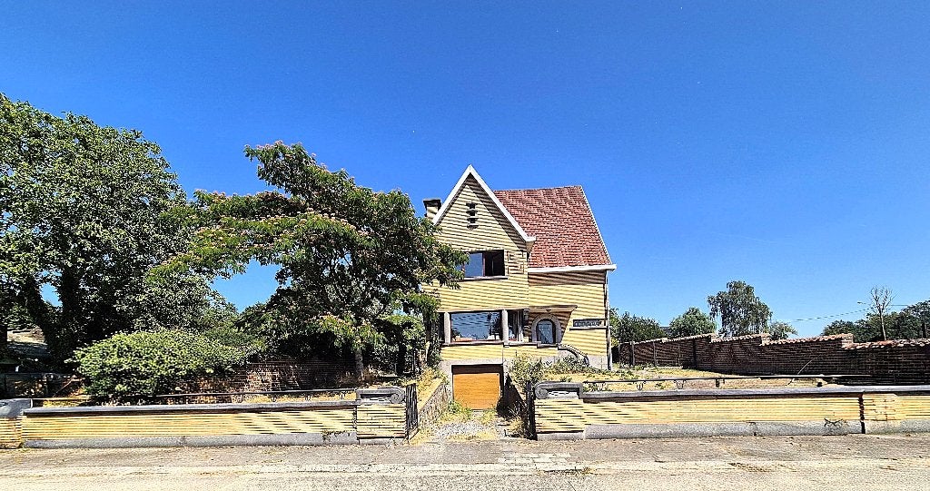 Magnifique maison 4 façades sur terrain de 4a 50ca, Immo, Grosage, 354 kWh/m²/an, 247 m², Province de Hainaut